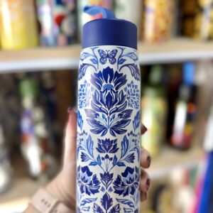 Garrafa Térmica Farm Que Sede Encanto Tropical Azul Branca 500ML (novo)