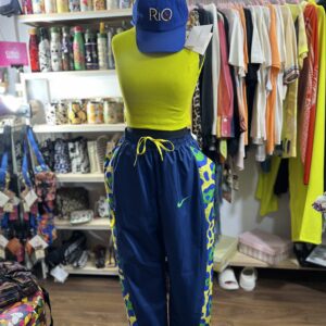 Calça Nike Copa do Mundo Brasil Azul Amarelo Verde TAM P (Novo)