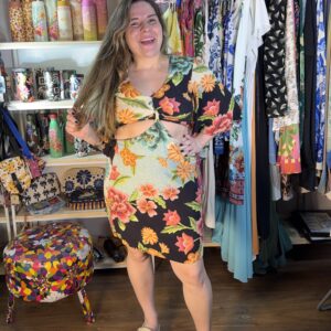 Vestido Lez a Lez Curto Preto Florido Vazado Rosa TAM M (Desapego)