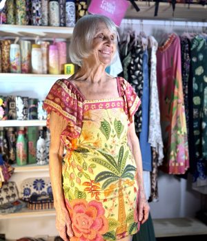 Vestido Farm Curto Verão Tropical Verde Rosa TAM PP (Desapego)
