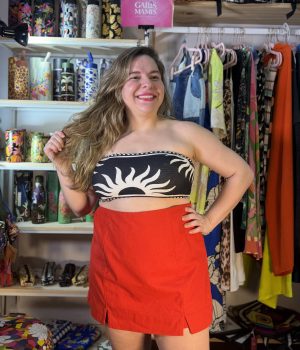 Short Saia Farm Fenda Vermelho TAM GG (Desapego)