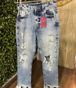Calça Jeans Rasgado (desapego)