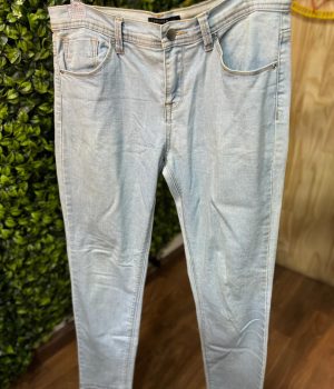 Calça Jeans Claro Forever 21 (desapego)